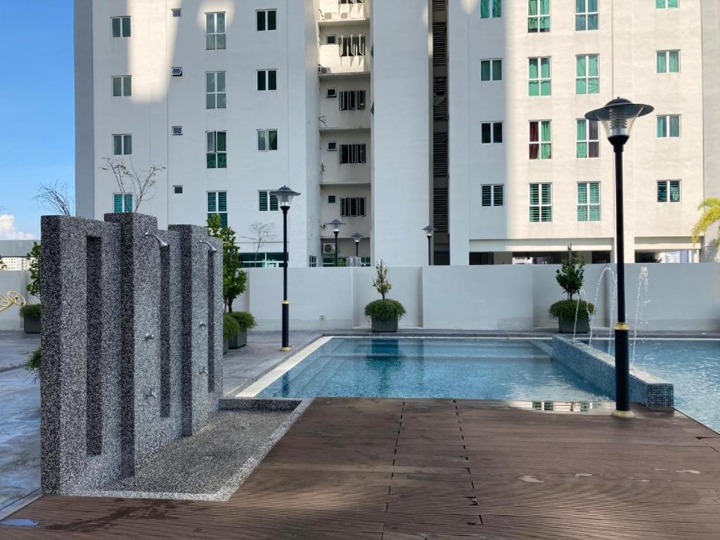 Straits Garden Penang 1brcondo George Town