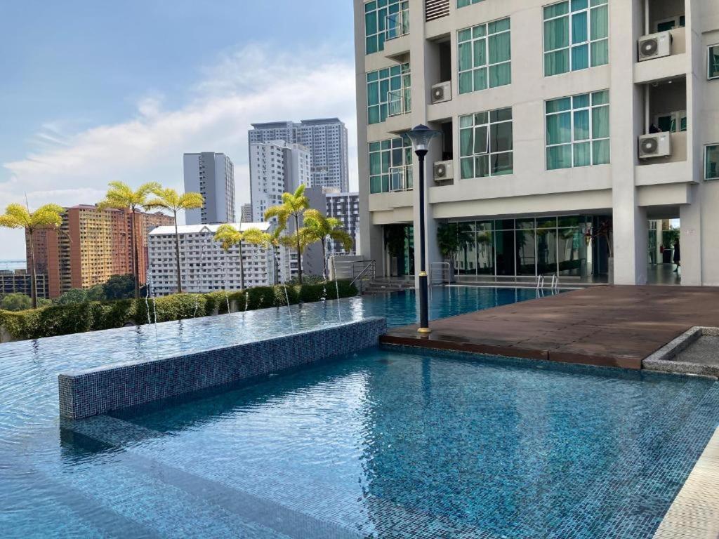 Apartment Straits Garden Penang 1brcondo *