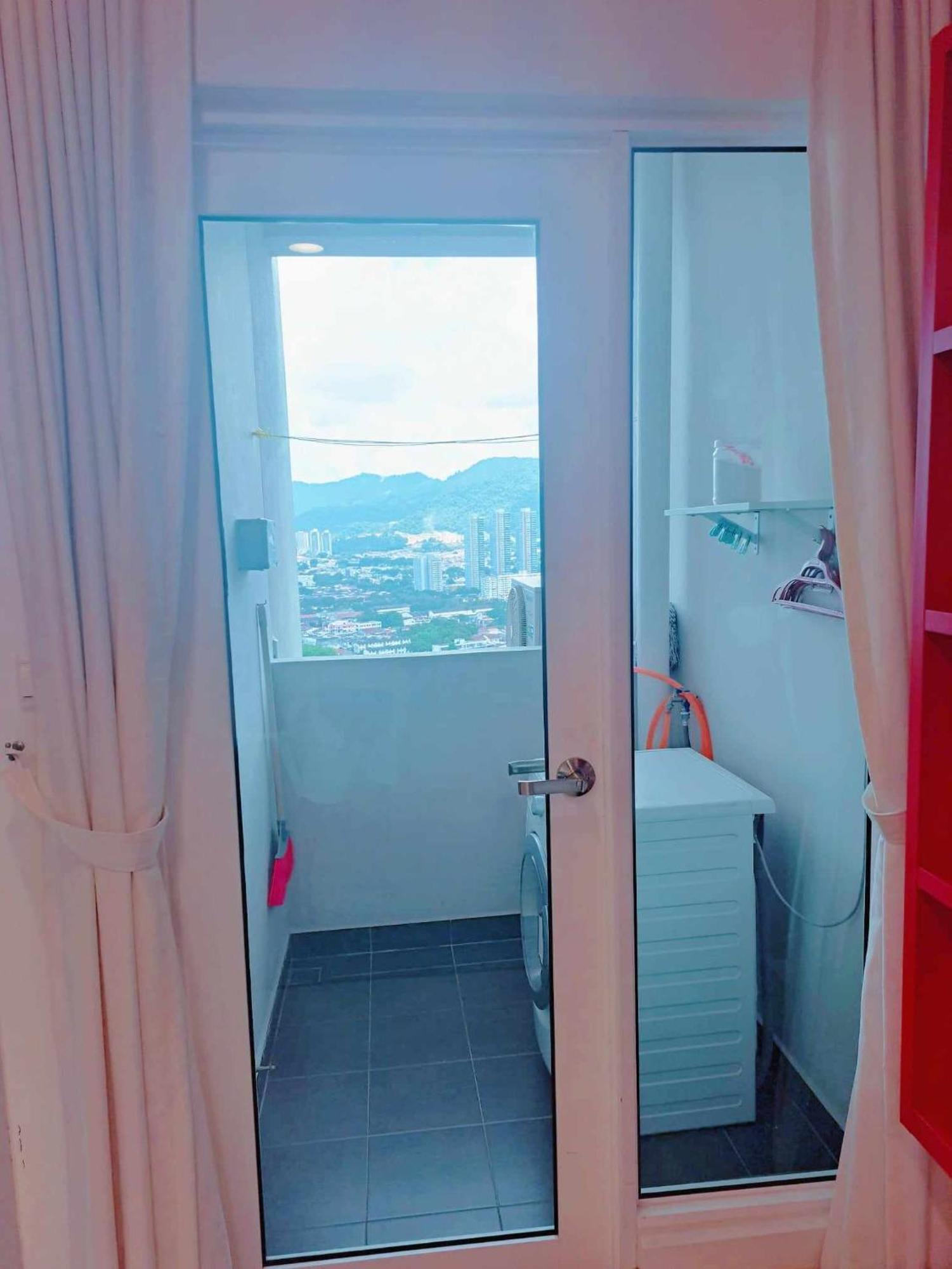 Apartment Straits Garden Penang 1brcondo